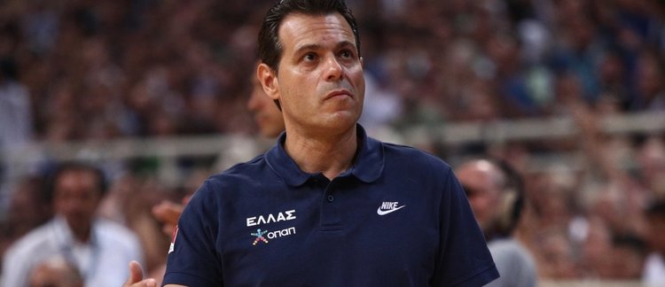 Καθησυχαστικός ο Ιτούδης μετά την επίθεση με πύραυλο στην πολυκατοικία του-«Είμαστε ασφαλείς»