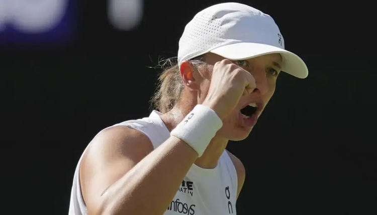 Nέα βασίλισσα η Σβιόντεκ στο Wimbledon-Πήρε τον τίτλο δίχως να χάσει game από την Ανισίμοβα