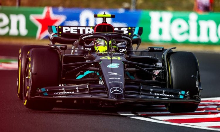f1pf6icxsaivxfm_180952