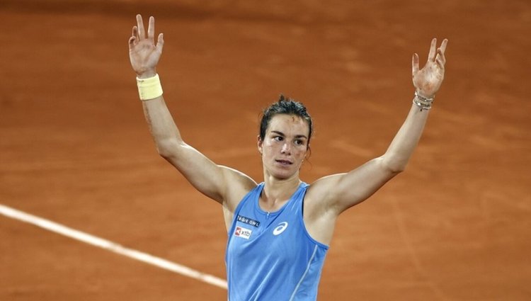 Roland Garros: Το όνειρο της Μπουασόν συνεχίζεται-Έβγαλε νοκ-άουτ την Αντρέεβα και «πέταξε» για τα ημιτελικά
