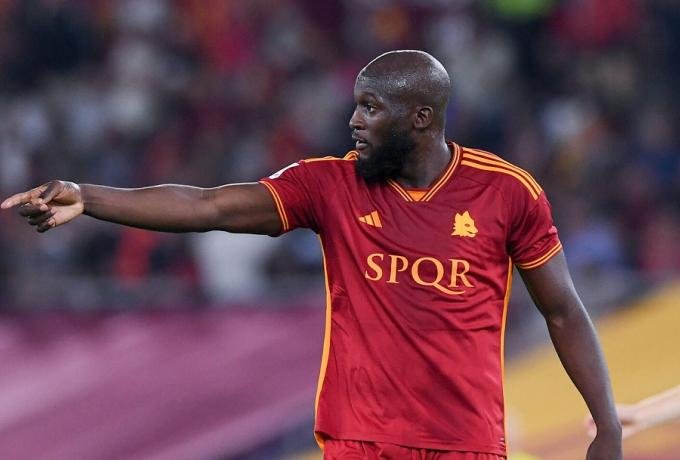 ROMELU-LUKAKU-ROMA-scaled (1)