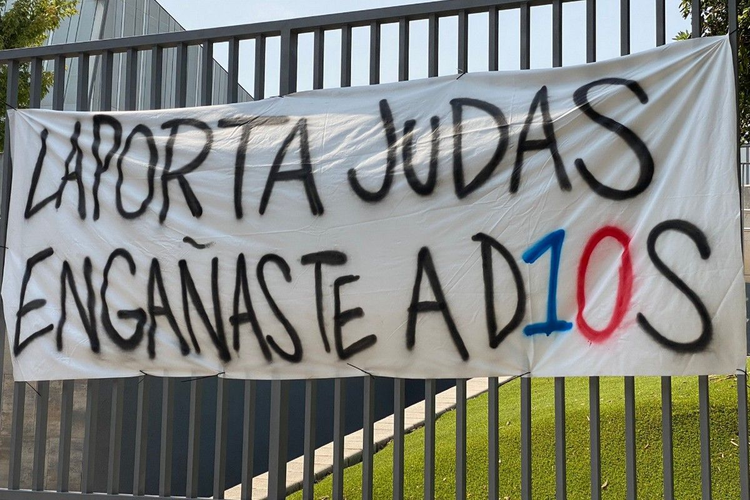 b849ce0d-8e3a-4e67-aaa2-e316b5aa3ea0.jpg