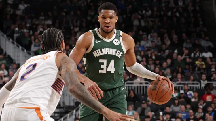 antetokounmpo_suns2_getty