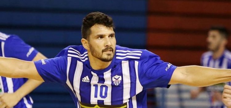 anorthosis