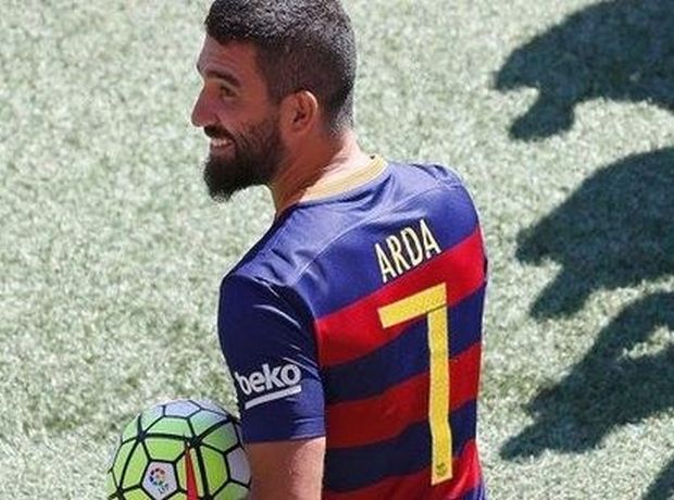 9cbaa0f8-12d0-45ad-b5e9-dcd7c0d1d05c.jpg