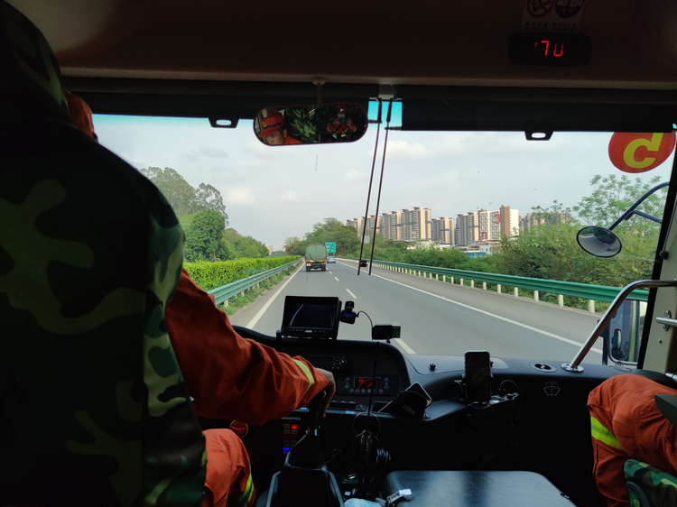 1f1411c7-e262-4210-a815-dfa6f8175c9d.jpg