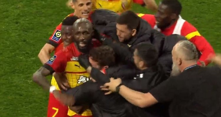 lens-goal
