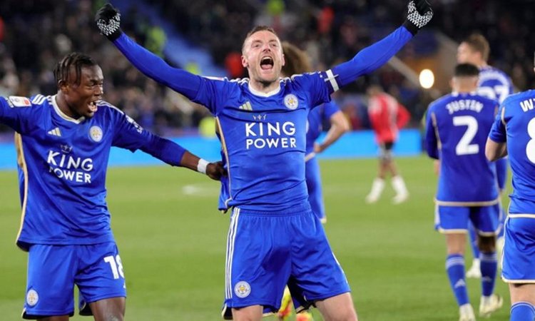 leicester_000358