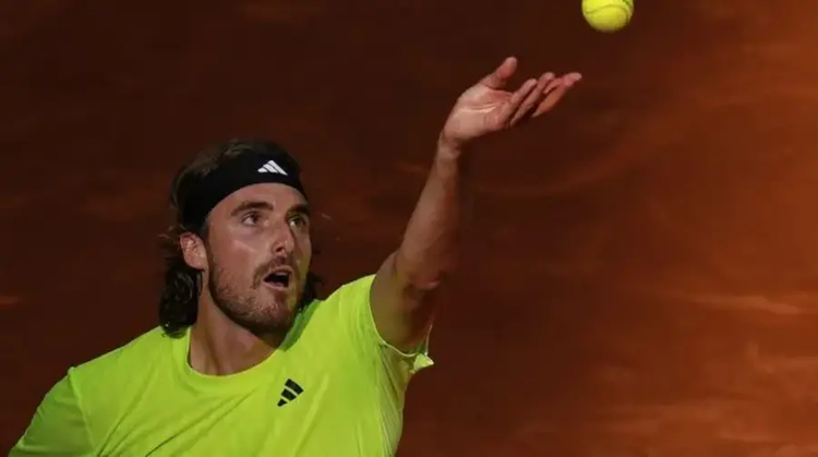Άνετος ο Στέφανος, πέρασε στον 2ο γύρο του Roland Garros