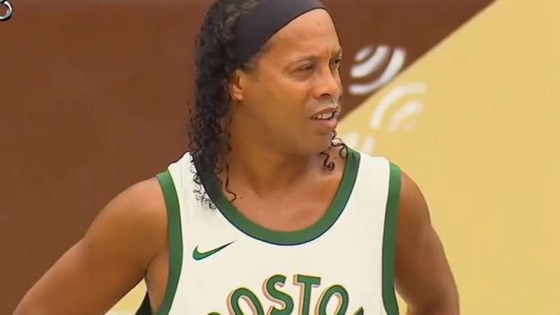 ronaldinho-survivor