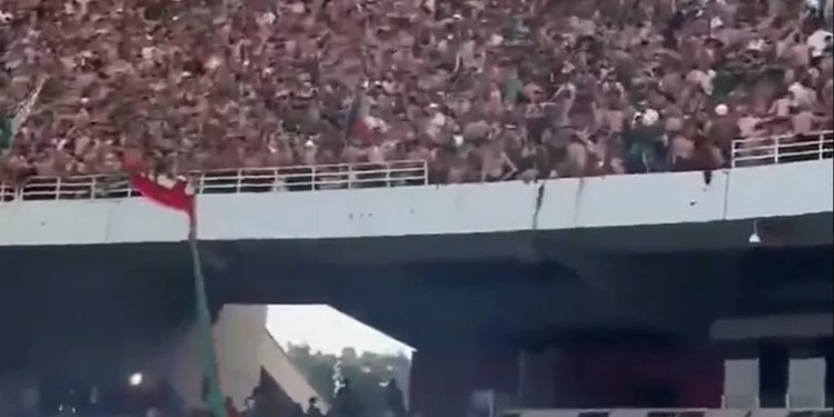 ΒΙΝΤΕΟ: Τραγωδία στην Αλγερία-Τρεις νεκροί και δεκάδες τραυματίες σε ποδοσφαιρικό αγώνα