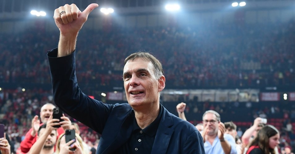 Γιώργος Μπαρτζώκας: Ο «σκακιστής» που θέλει να οδηγήσει τον Ολυμπιακό ξανά στην κορυφή της Ευρώπης