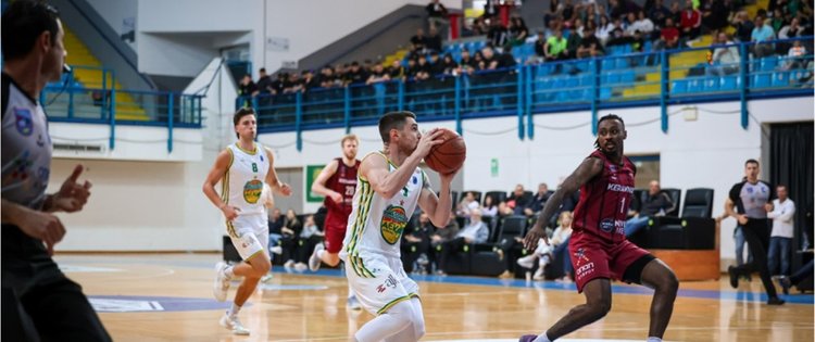 Αρχίζουν οι τελικοί στην Basket League ανάμεσα σε ΑΕΚ και Κεραυνό