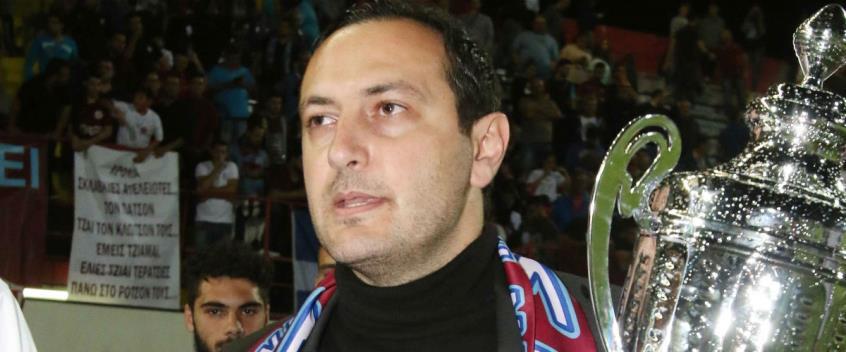 «Δεν μπορούν παίκτες των 50.000 να διαλύουν αυτούς των 200.000-300.000, απλά βολεύει κάποιους να κινείται το χρήμα»