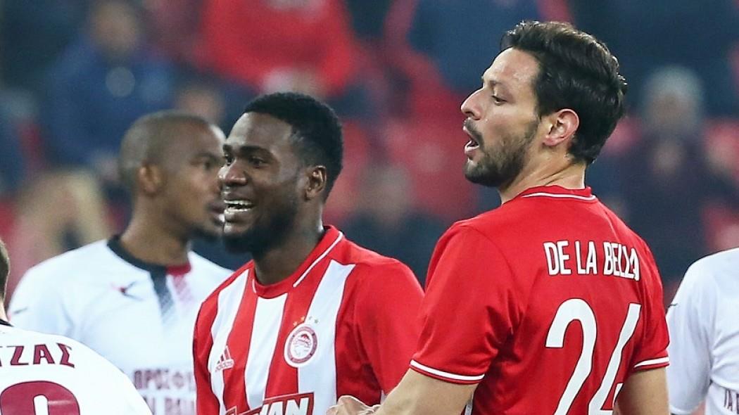 Με γκολ των Ανδρούτσου (1') και Ιντέγε (9'), ο Ολυμπιακός "καθάρισε" νωρίς την αναμέτρηση με την ΑΕΛ στο Φάληρο, όμως τη νίκη του επισκίασαν οι τραυματισμοί των Ιντέγε και Ελιουνούσι ενόψει Οσμάνλισπορ.
