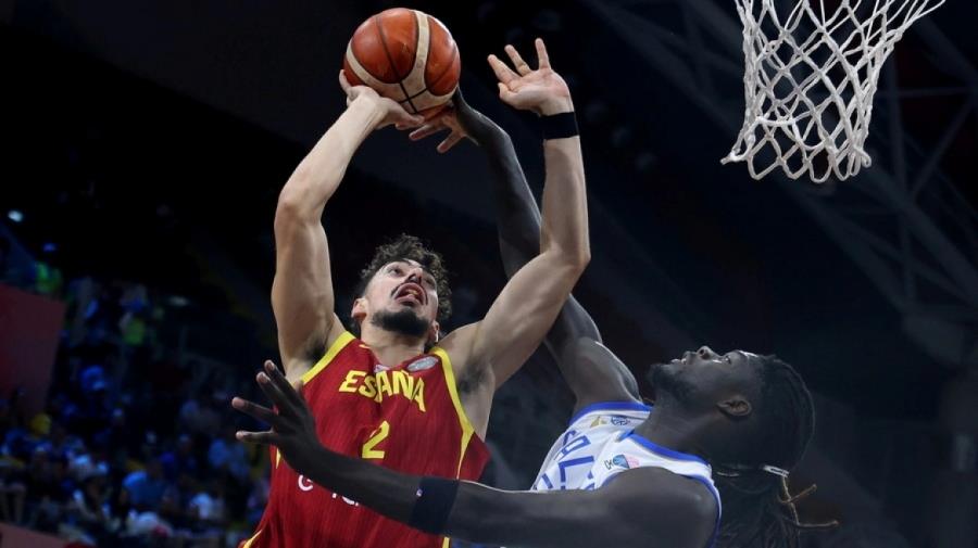 Σπουδαία ανατροπή για την Ιταλία-Χρυσή νίκη και πρόκριση στους 16 Σπουδαία ανατροπή για την Ιταλία-Χρυσή νίκη και πρόκριση στους 16