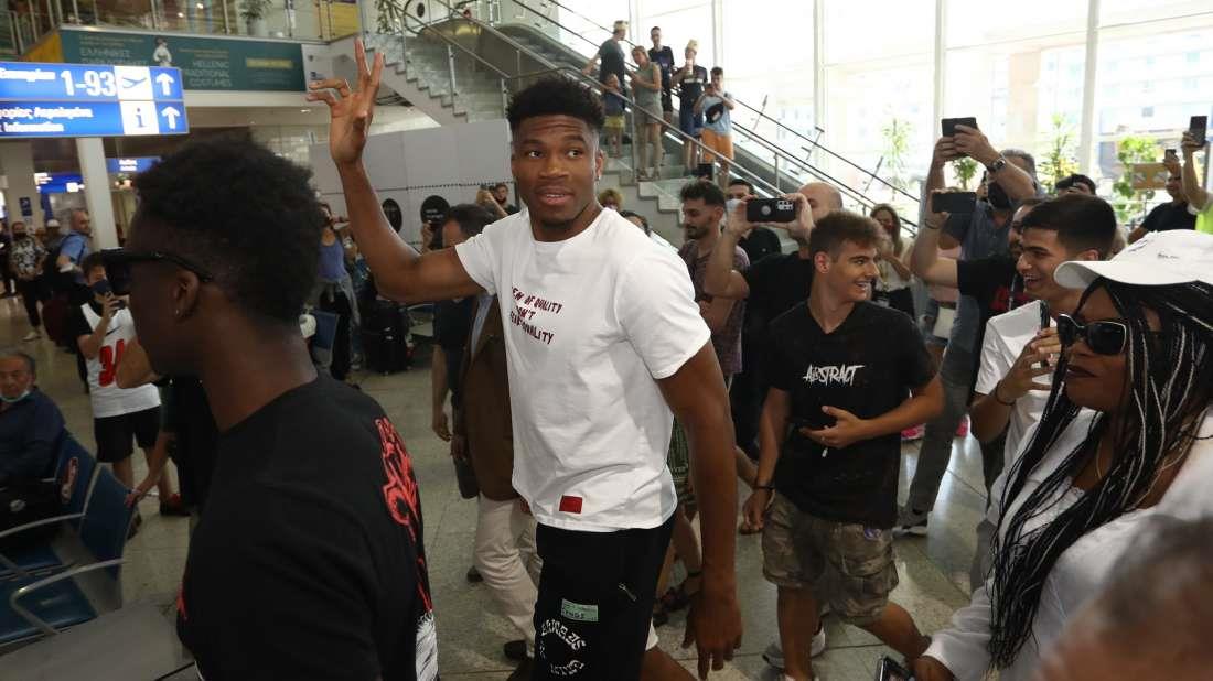 4247191093930585 antetokounmpo-athina