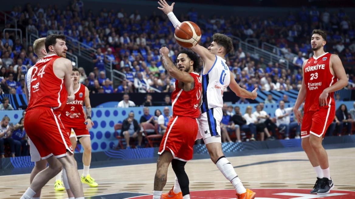 Νέα νίκη της Τουρκίας 84-64 επί της Εσθονίας στον 1ο όμιλο EuroBasket 2025 Νέα νίκη της Τουρκίας 84-64 επί της Εσθονίας στον 1ο όμιλο EuroBasket 2025