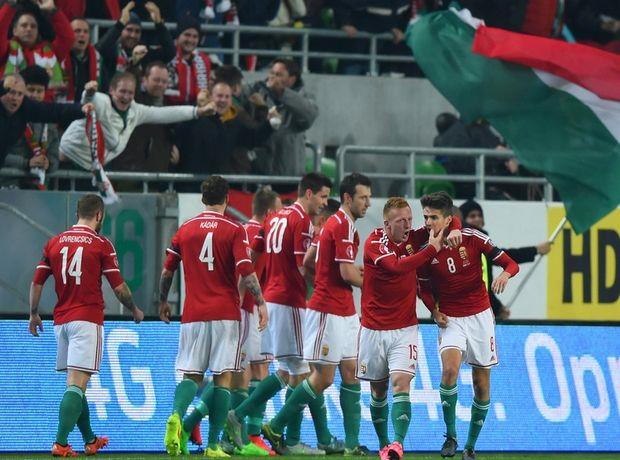 Η Ουγγαρία νίκησε 2-1 τη Νορβηγία και προκρίθηκε στα τελικά του Euro 2016, πανηγυρίζοντας την επιστροφή της σε μεγάλη διοργάνωση μετά από 30 χρόνια