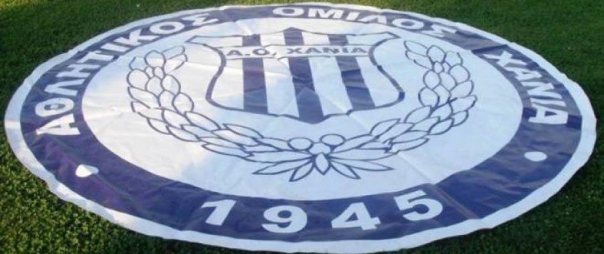 Ο τεχνικός της κρητικής ομάδας υποχρεώθηκε σε αυτήν την… πρωτοτυπία λόγω των πολλών απουσιών