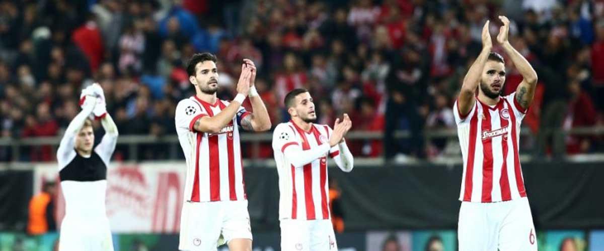 Απόψε στις 21:45 ο Ολυμπιακός παίζει το τελευταίο του χαρτί στη Λισαβόνα, κόντρα στη Σπόρτινγκ, προκειμένου να έχει ελπίδες για να συνεχίσει το ευρωπαϊκό του ταξίδι.

