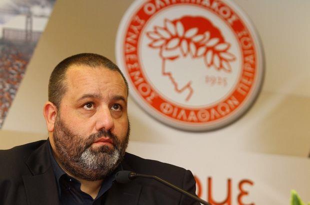 Ο Κώστας Καραπαπάς μέσω facebook τοποθετήθηκε σχετικά με το θέμα του Στέφανο Καπίνο και τον υποβιβασμό του στην ομάδα Νέων