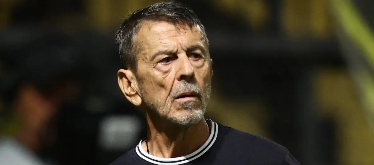 Στην πόρτα της εξόδου ο Γιάννης Πετράκης από τον Παναιτωλικό