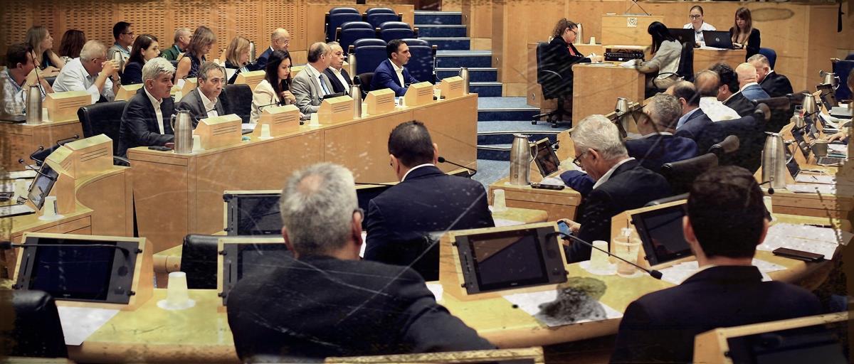 Δεύτερο ημίχρονο στη Βουλή για τη φονική πυρκαγιά-Αναζητούνται απαντήσεις σε καίρια ερωτήματα