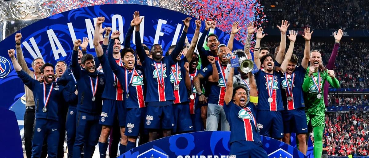 Η UEFA επέβαλε βαρύ χρηματικό πρόστιμο στην Παρί Σεν Ζερμέν Η UEFA επέβαλε βαρύ χρηματικό πρόστιμο στην Παρί Σεν Ζερμέν