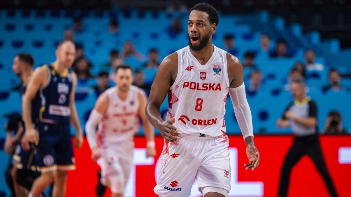 Η Πολωνία στους «8» του EuroBasket κόντρα στην Τουρκία με σούπερ Λόιντ και Πονίτκα Η Πολωνία στους «8» του EuroBasket κόντρα στην Τουρκία με σούπερ Λόιντ και Πονίτκα