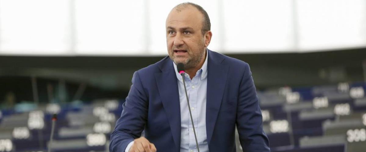 Ο Κύπριος ευρωβουλευτής ζητά την παρέμβαση της ευρωπαϊκής επιτροπής για την στάση του Δήμου Νέας Φιλαδέλφειας 
