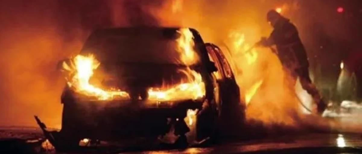 Εμπρησμός πίσω από τη φωτιά σε όχημα ιδιοκτήτη εργοληπτικής εταιρείας-Δεν υποψιάζεται κανένα