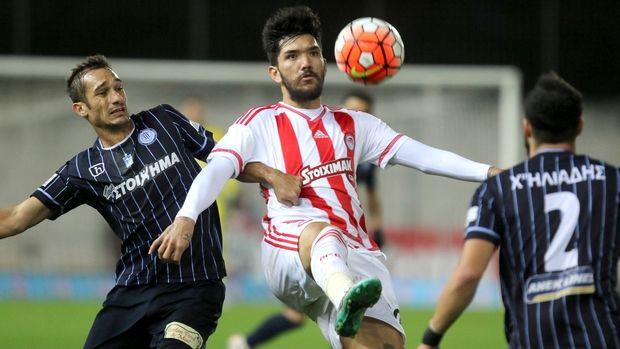 Με γκολ των Ερνάνι (22') Κολοβού (39') Σεμπά (86') και Μανιάτη (90'), ο Ολυμπιακός νίκησε με σκορ 4-1 τα Χανιά, που προηγήθηκαν με τον Γκέσιο (8'), βάζοντας βάσεις πρόκρισης για τους "8" του Κυπέλλου.