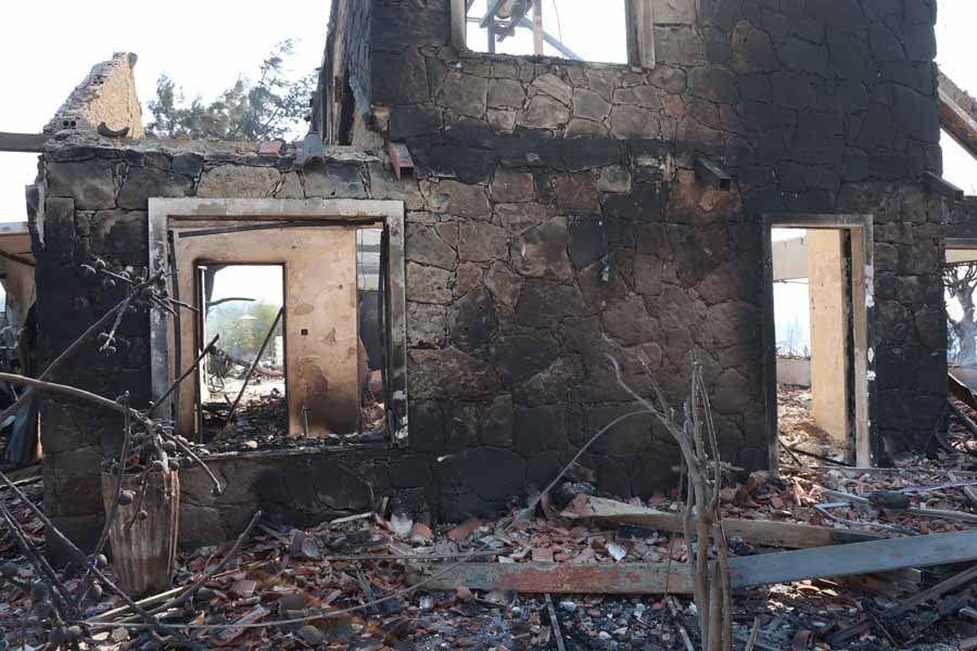 ΕΤΕΚ: Δευτέρα ή Τρίτη τα πρώτα στοιχεία εκτίμησης ζημιών στα καμένα σπίτια