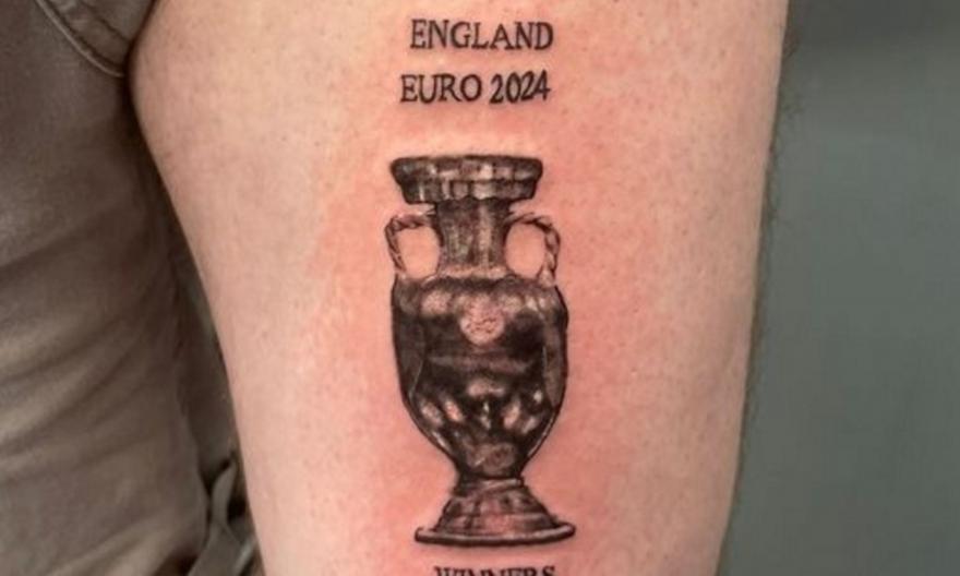 0_fan-gets-england-tattoo_153156