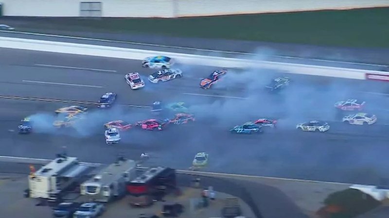 241007125329_NASCAR-crash-at-Talladega-Superspeedway-1