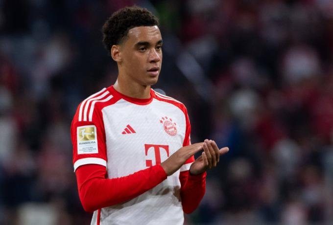 musiala-jamal-2023-2024-bayern-munich-1035545430hjpg-1697537568-119603