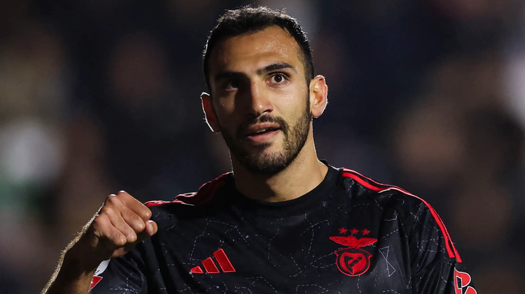 Μαζί με Γιόκερες, Βλάχοβιτς και Νούνιες, η Gazzetta dello Sport πρότεινε τον Παυλίδη για τη Μίλαν