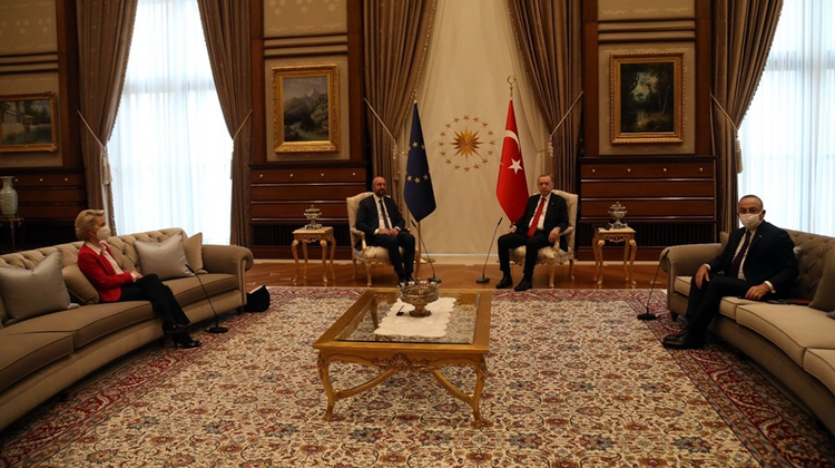 ed648dd7-2a53-421c-a691-601f0379e72b.jpg