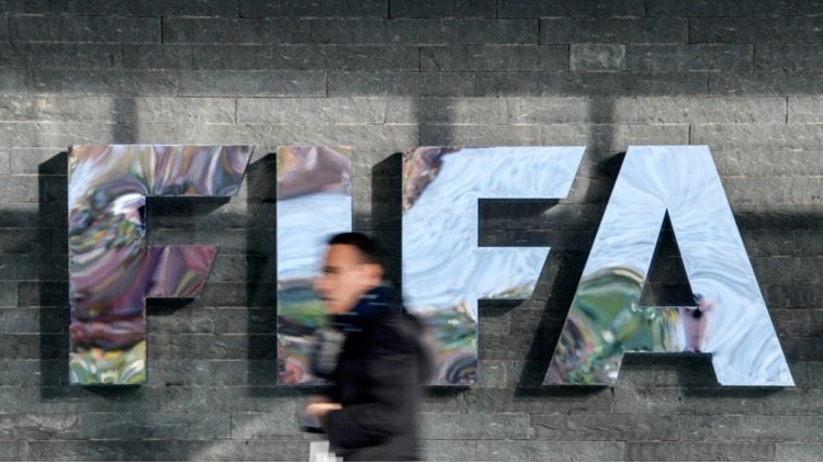 Υπάλληλος της FIFA συνελήφθη για αποπλάνηση ανηλίκου-Η αντίδραση της Παγκόσμιας Συνομοσπονδίας