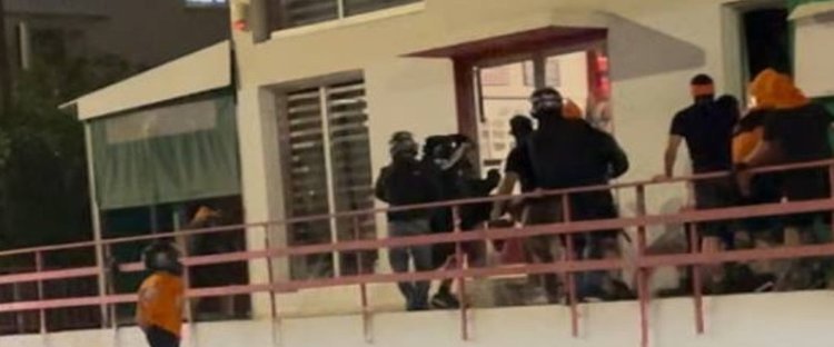Βολές ΑΠΟΕΛιστών κατά Αστυνομίας-«Συνέλαβαν οπαδό για τα επεισόδια και αυτός έτρωγε πίτσα»
